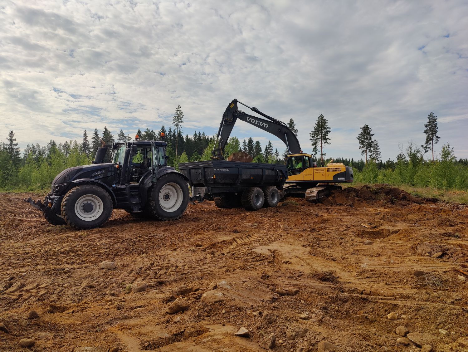 Haapajärven maanrakennus- ja kaivuutyöt